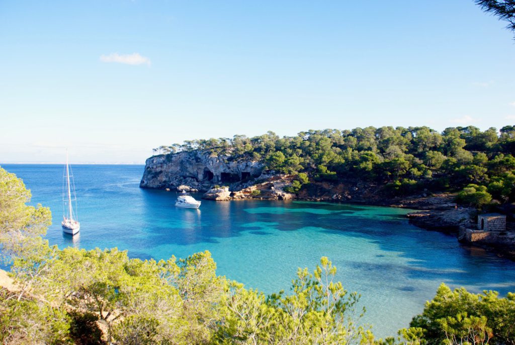Las mejores rutas en barco para conocer Mallorca